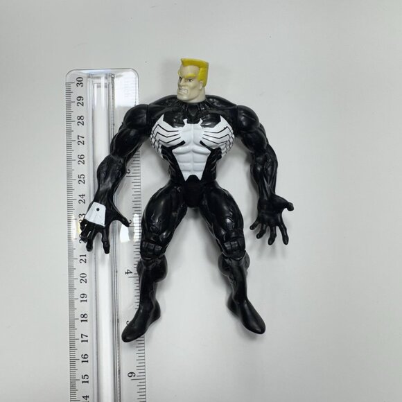 Vintage 1995 ToyBiz Marvel Spider-Man Animated Series Venom II 5” Action Figure - Picture 6 of 6
